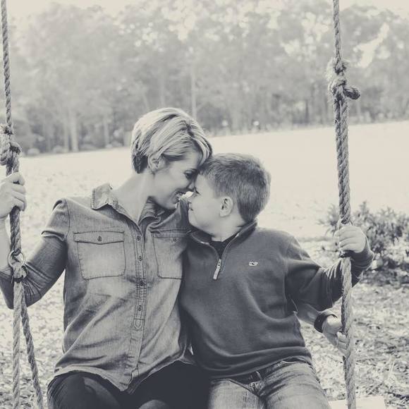 Meet your Posher, Candi - Picture 1 of 1